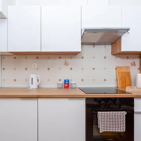 Lovely In With Wifi Apartamento